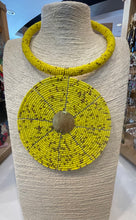 Maasai Necklace Black and Yellow Round