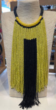 Maasai Necklace Black and Yellow Round